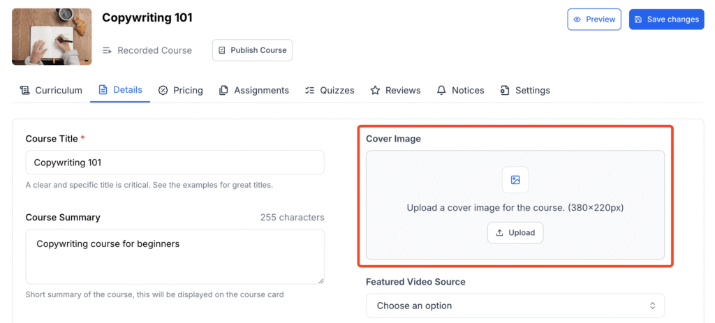 This image contains the screenshot of Klasio course editing menu with Media tab in highlight.